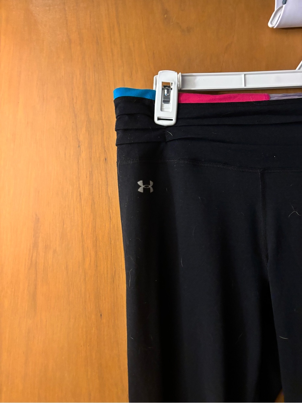 Under Armour Black Flared athletic pants - Picture 3 of 4